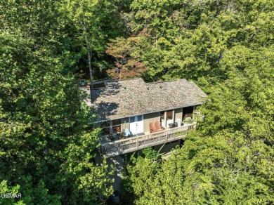 MOUNTAIN VIEW ESCAPE - Perched in Prestigious Cobbly Nob 
 on Bent Creek Golf Course in Tennessee - for sale on GolfHomes.com, golf home, golf lot