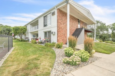 Beautiful 1 bed, 1 bath condo in Okoboji with stunning Brooks on Brooks National Golf Club in Iowa - for sale on GolfHomes.com, golf home, golf lot