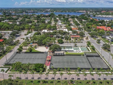 Location, Location, Location! Clubside at the Plantation is a on Plantation Golf and Country Club in Florida - for sale on GolfHomes.com, golf home, golf lot