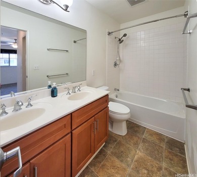 Welcome to this well-maintained ground-floor 3 bedroom unit in on Kapolei Golf Course in Hawaii - for sale on GolfHomes.com, golf home, golf lot