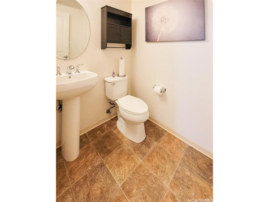 Welcome to this well-maintained ground-floor 3 bedroom unit in on Kapolei Golf Course in Hawaii - for sale on GolfHomes.com, golf home, golf lot