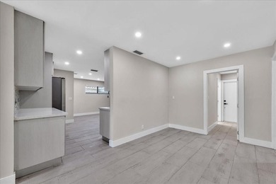 Stunning, large 5 bedrooms, 3 bathroom, in a special area on Hollywood Beach Golf and Country Club in Florida - for sale on GolfHomes.com, golf home, golf lot