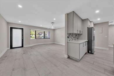 Stunning, large 5 bedrooms, 3 bathroom, in a special area on Hollywood Beach Golf and Country Club in Florida - for sale on GolfHomes.com, golf home, golf lot