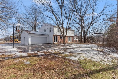 Updated two-story home on a quiet cul-de-sac. Premium brick on Ballwin Golf Club in Missouri - for sale on GolfHomes.com, golf home, golf lot