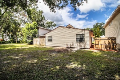 Southside Move In Ready!! 3BR/2Bath split plan with almost 1,500 on Cleveland Heights Golf Course in Florida - for sale on GolfHomes.com, golf home, golf lot