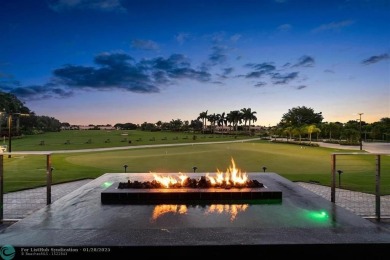 REDUCED! MOTIVATED SELLER! Stunning villa with expansive on Aberdeen Golf and Country Club in Florida - for sale on GolfHomes.com, golf home, golf lot