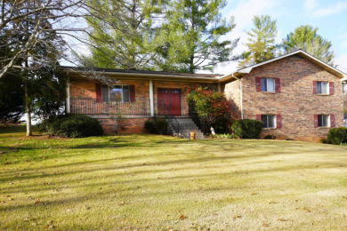 GOLF COURSE, ALL BRICK HOME on Smoky Mountain Country Club in Tennessee - for sale on GolfHomes.com, golf home, golf lot