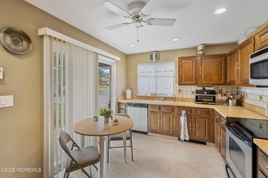 Leisure Village West- This 2 bedroom, 2 bath home is located on Leisure Village West Assoc. in New Jersey - for sale on GolfHomes.com, golf home, golf lot