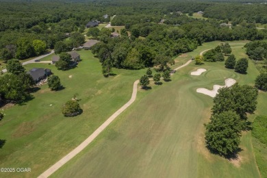 Immaculate Home with Golf Course Views in Loma Linda! This on The Bald Eagle Course At Eagle Creek Golf Club in Missouri - for sale on GolfHomes.com, golf home, golf lot
