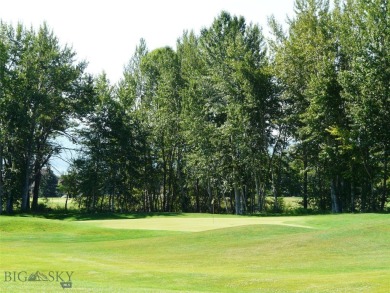 Beautiful single level end unit ground floor condo in nearly new on Bridger Creek Golf Course in Montana - for sale on GolfHomes.com, golf home, golf lot