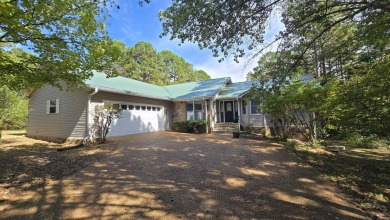 Discover your dream home in the heart of Fairfield Bay's resort on Mountain Ranch Golf Club in Arkansas - for sale on GolfHomes.com, golf home, golf lot