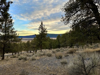 Build your dream home on this 0.75 acre residential homesite on Running Y Ranch Resort in Oregon - for sale on GolfHomes.com, golf home, golf lot