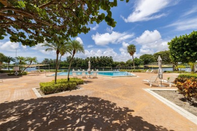 Direct 10th FL waterfront Biscayne Bay and Indian Creek Isle on Indian Creek Country Club in Florida - for sale on GolfHomes.com, golf home, golf lot