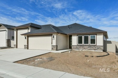 Welcome to the Willowcreek by Pioneer Homes!  With quality on Hunters Point Golf Club in Idaho - for sale on GolfHomes.com, golf home, golf lot