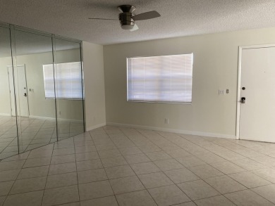 Beautiful remodeled 2 bedroom. New kitchen- new appliances - on Kings Point Golf -Flanders Way in Florida - for sale on GolfHomes.com, golf home, golf lot