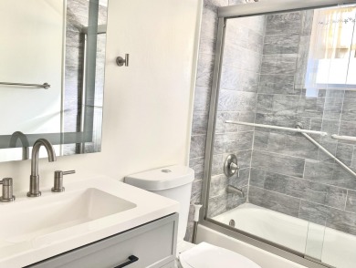 Beautiful remodeled 2 bedroom. New kitchen- new appliances - on Kings Point Golf -Flanders Way in Florida - for sale on GolfHomes.com, golf home, golf lot
