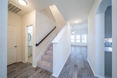 Golf Course Lot.  4 bedrooms 2.5 bath.  Kitchen has granite, SS on Jim Boggs in Texas - for sale on GolfHomes.com, golf home, golf lot