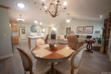 Nicely updated 3 Bedroom, 2.5 Bath Balboa Golf Course Retreat - on Balboa Golf Course in Arkansas - for sale on GolfHomes.com, golf home, golf lot