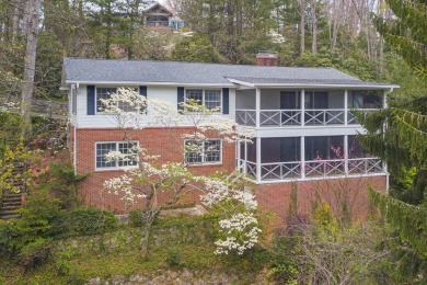 Rare opportunity near Waynesville Country Club! Spacious 4BD/4BA on Waynesville Country Club Inn in North Carolina - for sale on GolfHomes.com, golf home, golf lot