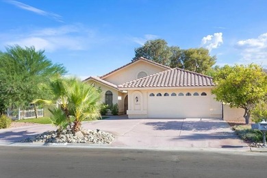 4 bedrooms, 3 baths, this updated home is on the Palm Desert on Palm Desert Country Club in California - for sale on GolfHomes.com, golf home, golf lot