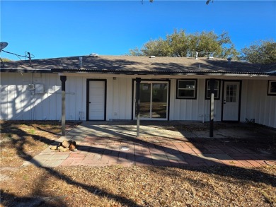 Cute 3/2/2 in the coveted Subdivision of Little Bay Shores! on Rockport Country Club in Texas - for sale on GolfHomes.com, golf home, golf lot