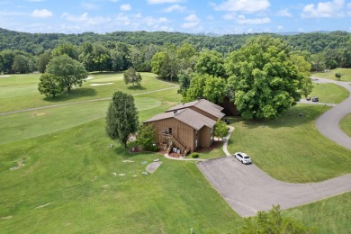 Upper Level condo located in Woodson Bend Resort. The Ultimate on Woodson Bend Resort in Kentucky - for sale on GolfHomes.com, golf home, golf lot