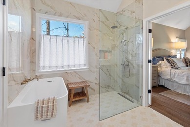 Welcome home to this beautifully updated 5-bedroom, 4-bath on Canongate At Eagle Watch Golf Club in Georgia - for sale on GolfHomes.com, golf home, golf lot