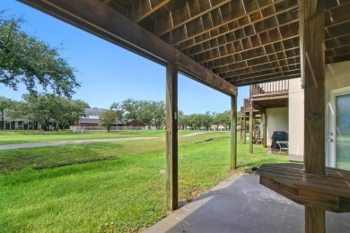 This coastal cutie is serving all the easy-breezy vibes in on Rockport Country Club in Texas - for sale on GolfHomes.com, golf home, golf lot
