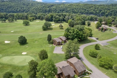 Upper Level condo located in Woodson Bend Resort. The Ultimate on Woodson Bend Resort in Kentucky - for sale on GolfHomes.com, golf home, golf lot