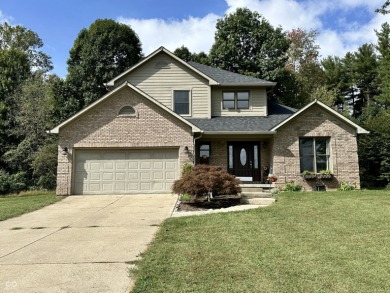Welcome to this beautiful two-story home with 3 bedrooms and 2.5 on Foxcliff Golf Club in Indiana - for sale on GolfHomes.com, golf home, golf lot