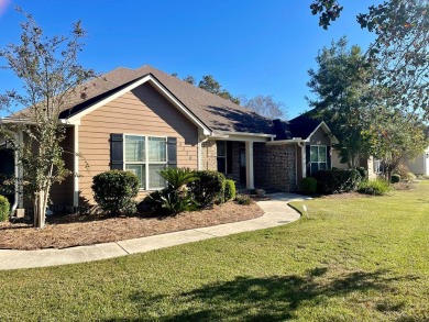 Large, Well-maintained 4-bedroom, 3-bathroom home in Hahira! on Stone Creek Golf Club in Georgia - for sale on GolfHomes.com, golf home, golf lot