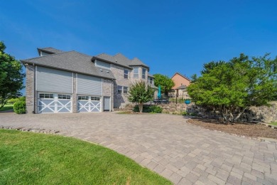 Traditional French Elegance in the hills of Dallas County!
This on Tangle Ridge Golf Club in Texas - for sale on GolfHomes.com, golf home, golf lot
