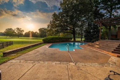 WELCOME TO SOUTHERN ELEGANCE OVERLOOKING MEMPHIS NATIONAL GOLF on Memphis National Golf Club in Tennessee - for sale on GolfHomes.com, golf home, golf lot