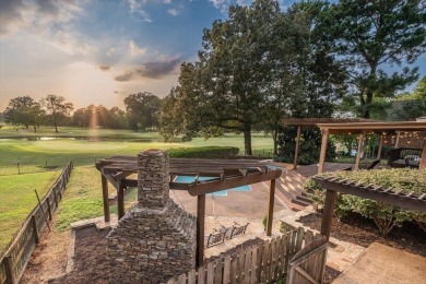 WELCOME TO SOUTHERN ELEGANCE OVERLOOKING MEMPHIS NATIONAL GOLF on Memphis National Golf Club in Tennessee - for sale on GolfHomes.com, golf home, golf lot