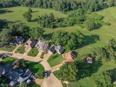 Lovely large home ready for new owners in Keithville's Meadowood on Meadow Lake Golf Club in Louisiana - for sale on GolfHomes.com, golf home, golf lot