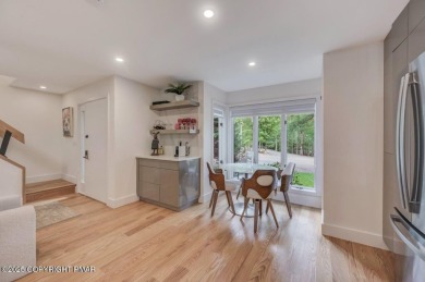 Fully Rebuilt Mountain Contemporary Townhome in Pinecrest Lake on Pinecrest Lake Golf and Country Club in Pennsylvania - for sale on GolfHomes.com, golf home, golf lot