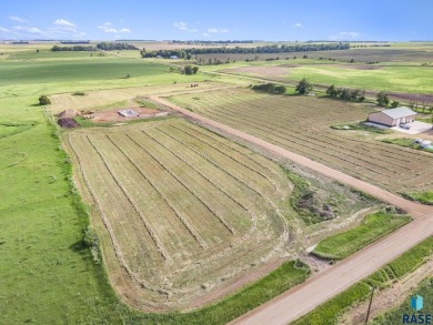 Peaceful country living, open views, no back yard neighbors and on Madison Golf and Country Club in South Dakota - for sale on GolfHomes.com, golf home, golf lot