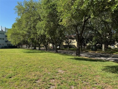 Come and see this well-maintained West Side Gem, a 1400 sq ft on On Top Of The World Golf Course in Florida - for sale on GolfHomes.com, golf home, golf lot