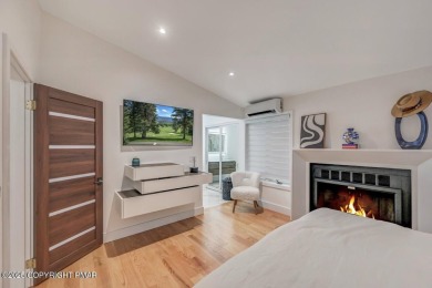 Fully Rebuilt Mountain Contemporary Townhome in Pinecrest Lake on Pinecrest Lake Golf and Country Club in Pennsylvania - for sale on GolfHomes.com, golf home, golf lot
