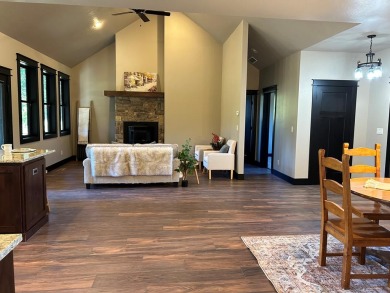 Brand NEW! 3 bedroom, 3 bathroom custom home perfectly on Jug Mountain Ranch Golf Course in Idaho - for sale on GolfHomes.com, golf home, golf lot