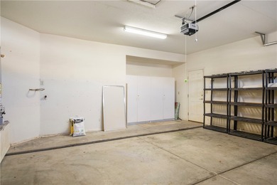 Come see this 3-bedroom, 2-bath home located right on the golf on Desert Lakes Golf Course in Arizona - for sale on GolfHomes.com, golf home, golf lot