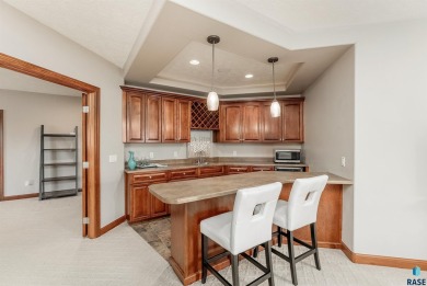 Stunning Executive Ranch Walk-Out in Prime South Sioux Falls on Bakker Crossing Golf Course in South Dakota - for sale on GolfHomes.com, golf home, golf lot