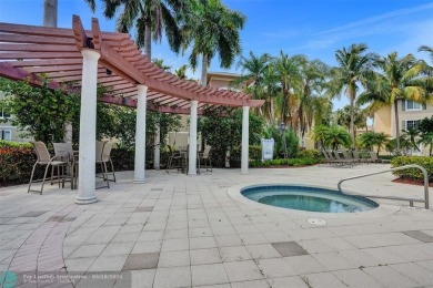 Welcome to this updated condo in Emerald Dunes, West Palm Beach on Emerald Dunes Golf Club in Florida - for sale on GolfHomes.com, golf home, golf lot