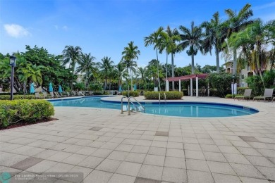 Welcome to this updated condo in Emerald Dunes, West Palm Beach on Emerald Dunes Golf Club in Florida - for sale on GolfHomes.com, golf home, golf lot