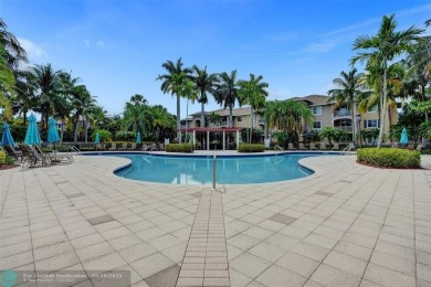 Welcome to this updated condo in Emerald Dunes, West Palm Beach on Emerald Dunes Golf Club in Florida - for sale on GolfHomes.com, golf home, golf lot