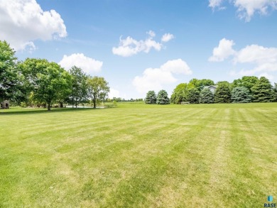 Stunning Executive Ranch Walk-Out in Prime South Sioux Falls on Bakker Crossing Golf Course in South Dakota - for sale on GolfHomes.com, golf home, golf lot