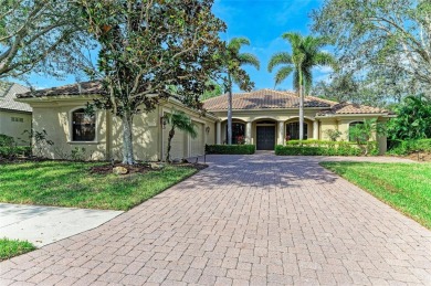 One or more photo(s) has been virtually staged. SPECTACULAR POOL on Laurel Oak Country Club in Florida - for sale on GolfHomes.com, golf home, golf lot