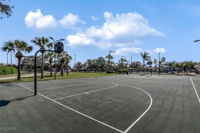 WELCOME TO THIS ACCEPTIONAL OPPORTUNITY TO OWN A BEAUTIFULLY on Stoneybrook Golf Club in Florida - for sale on GolfHomes.com, golf home, golf lot