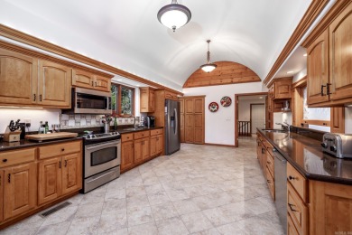 3.375% ASSUMABLE LOAN.  LUXURY beyond belief.  DOUGLAS FIR trim on Diamante Golf and Country Club in Arkansas - for sale on GolfHomes.com, golf home, golf lot