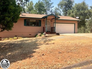 NEW PRICE! This charming single-level home has just been reduced on Pine Mountain Lake Country Club in California - for sale on GolfHomes.com, golf home, golf lot